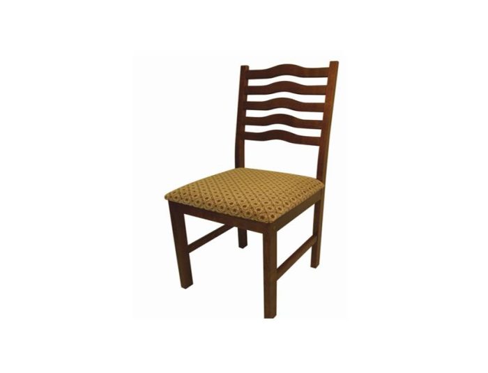 Деревянные стулья как элемент продуманного интерьера