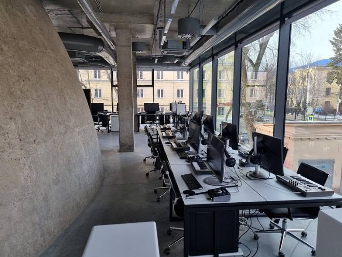 Мебель для персонала под ключ